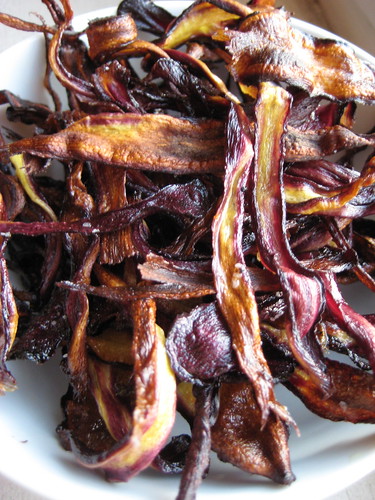 purple carrot chips in bowl