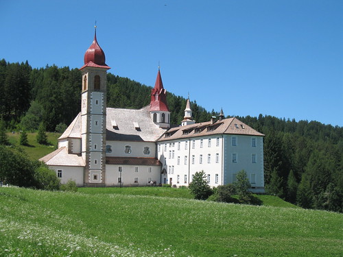 Die Kirche bzw. der Wallfahrtsort Maria Weissenstein
