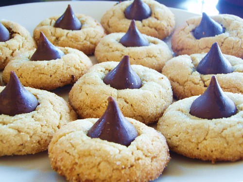 peanut butter blossom cookies - 04