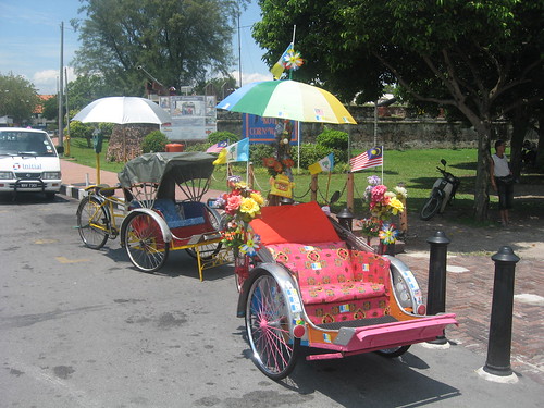 Cyclos outside Fort Cornwallis, Georgetown, Penang