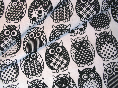 Owl Parliament in licorice black - folds