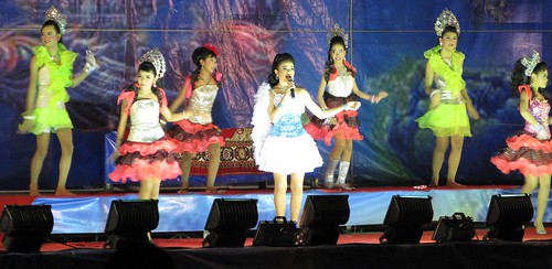 Temple festival pop performance - Ayuthaya, Thailand