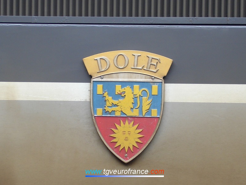 Blason de la ville de Dole (Jura) apposé sur la locomotive synchrone bi-courant BB26014