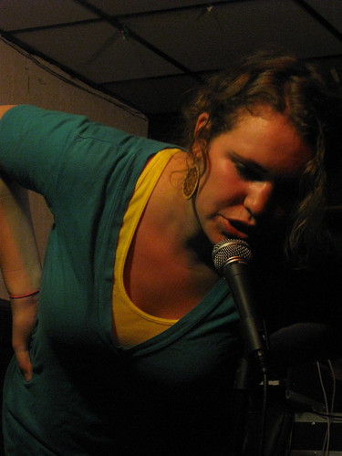 Beth Stelling at Entertaining Julia at Town Hall Pub 9-6-09