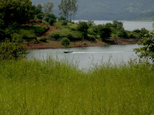 varasgaon lake speedboat, pune