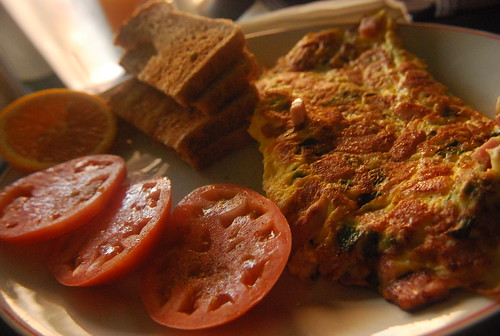 Spanish omelette with toast and tomatoes @ The Nook