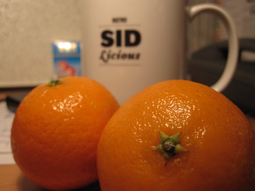 Tea and clementine from the bsitro - free