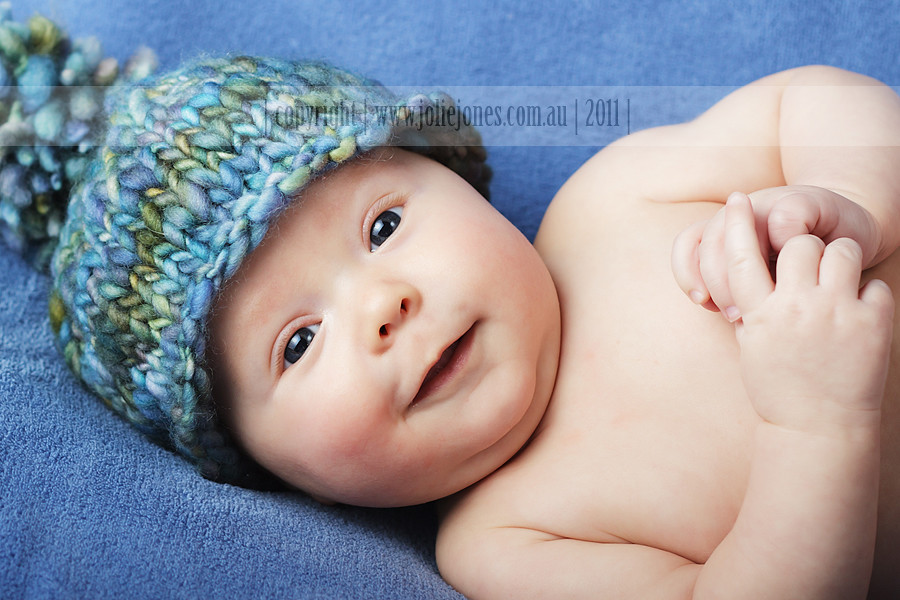 canberra baby photo blue hat