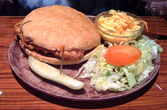 Hooters Chickenburger