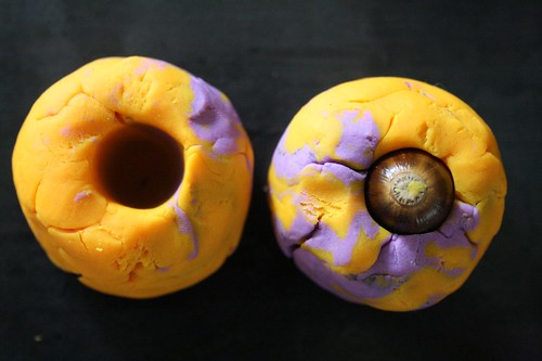 make acorn molds with play-dough