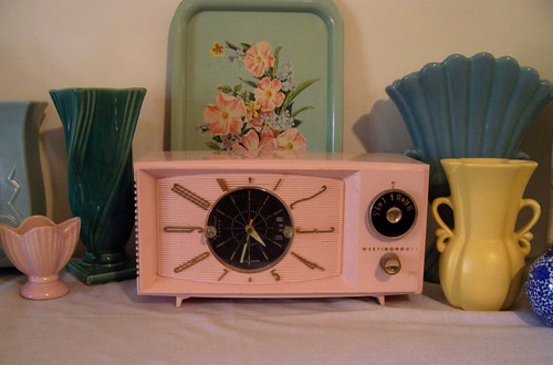 Vintage Pink Tube Radio
