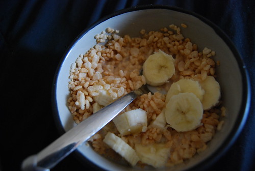 Rice Crispies with almond milk and banana