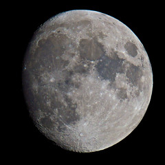 The Moon in colour (Aug. 2, 2009)