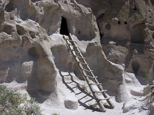 Bandelier National Monument - Wooden Ladders access alcoves (cavates) where cliff dwellers lived - Photo by Roger Gillespie
