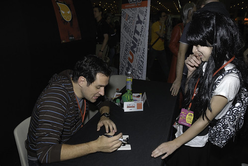 laura bailey travis willingham. Voice actor Travis Willingham signing for my daughter at the NYAF 2009. Voice actor Travis Willingham signing for my daughter at the NYAF 2009