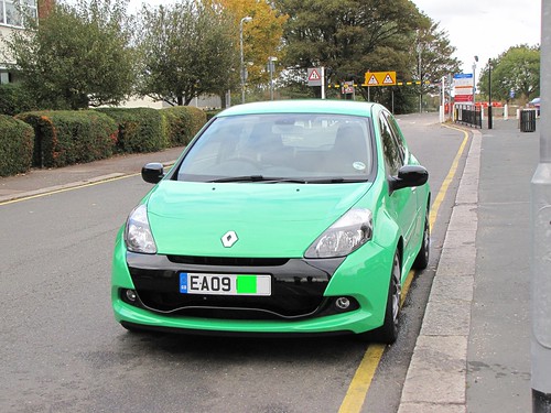 Renault Clio Rs 200. Clio RS 200 in Alien Green