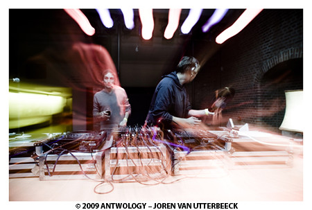 DJ's ED & KIM - foto (c) Joren Van Utterbeeck/ Antwology