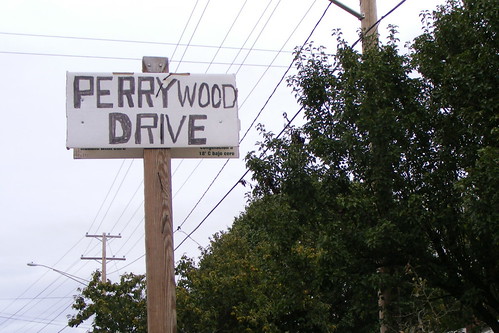 Perrywood Drive Sign