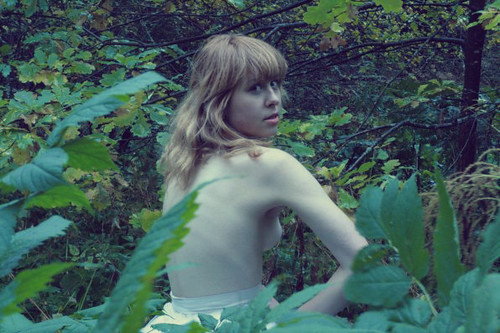  : green, suomi, nature, girl, beauty, hair, selfportait, modeling, curls, finland, naked, young, leaves