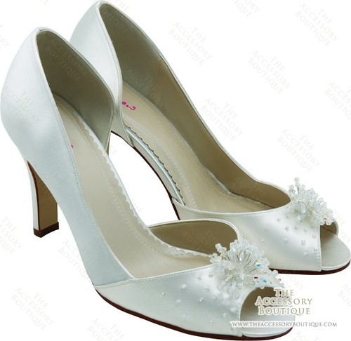 Elegant wedding shoes.
