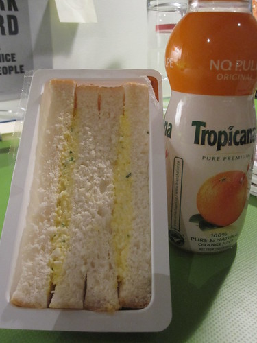 Egg sandwich and orange juice from metro dépaneur - $7.10