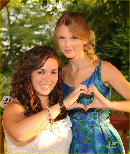 taylor-swift-marriage-yes-11