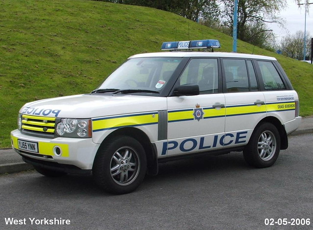 police landrover rangerover m62 policevehicles westyorkshirepolice policerangerover yj55ynn