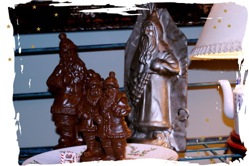 handmade-holiday-128-chocolate-santas