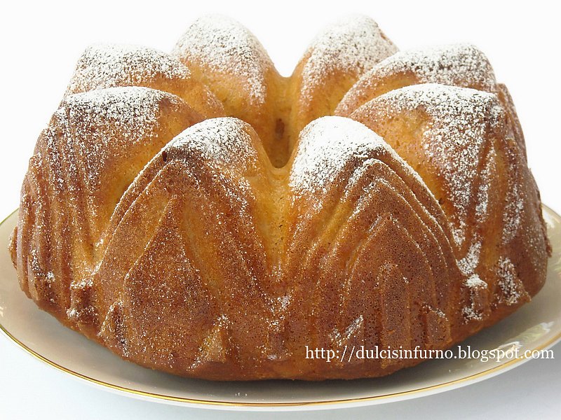 Torta Cattedrale alle Pesche-Peach Cathedral Cake