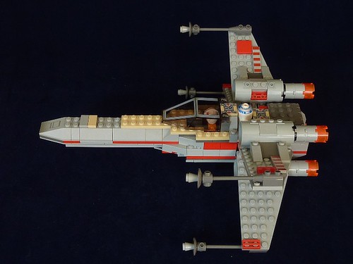 Star Wars X Wing Lego. Star Wars Lego 7140 X-Wing