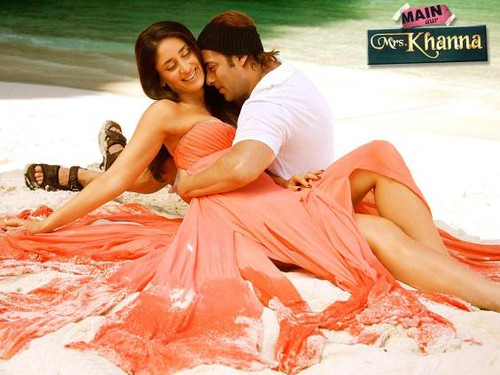 Salman Khan and Kareena Kapoor from the movie Main Aur Mrs Khanna