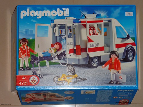 Playmobil 救護車 pic 1