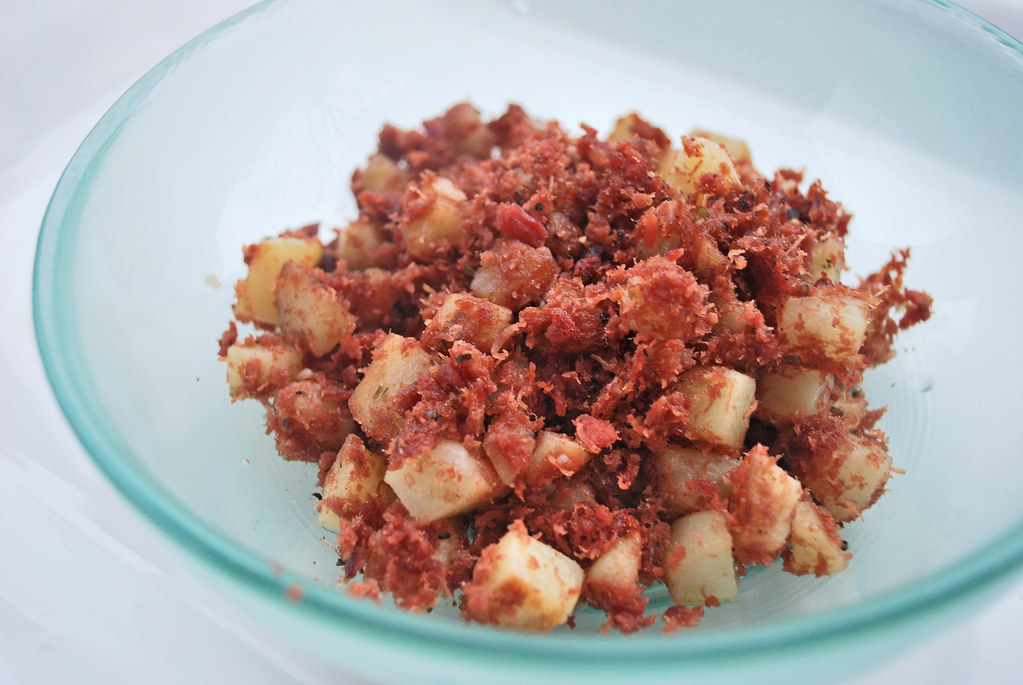 Belly Button Lint: CORNED BEEF HASH