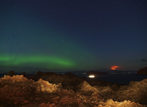 Northern lights and Eruption by didd.