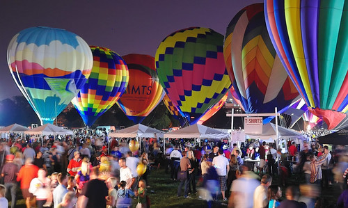 Great Forest Park Balloon Race, at Central Field in Forest Park, Saint Louis, Missouri, USA - Balloon Glow 3