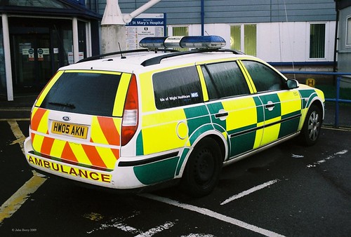 Ford Mondeo 2009 Estate. IOW Ambulance Service Ford Mondeo estate HW05AKN at St Marys Hospital 10 December 2009