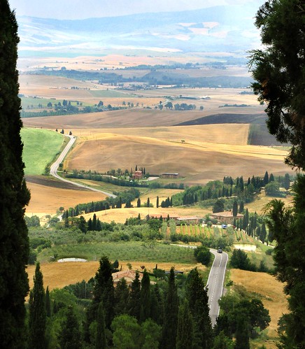 hidden tuscany - #1 the road to pienza