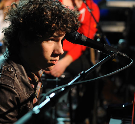 Nick Jonas by MuSiC FoR LiFe.