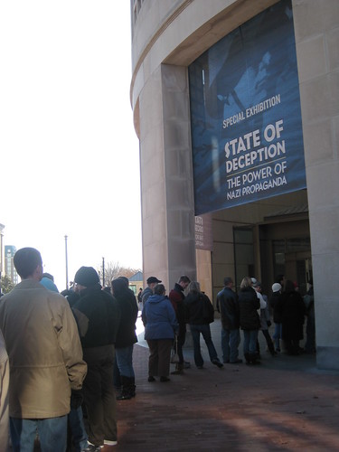 the line into the museum