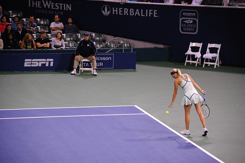 Urszula Radwanska - Maria Sharapova at 2009 LA Women's Tennis Championships