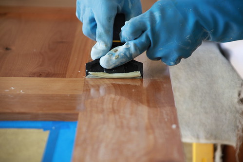 Removing Varnish on wood door by saigon oi!