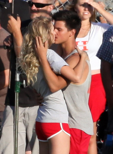 taylor swift and taylor lautner. Taylor Lautner Flips For