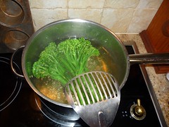 Blanching Broccolini (Photo by Frances Wright)