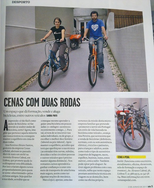 "Cenas com duas rodas" - clipping Cenas a Pedal na revista Visão