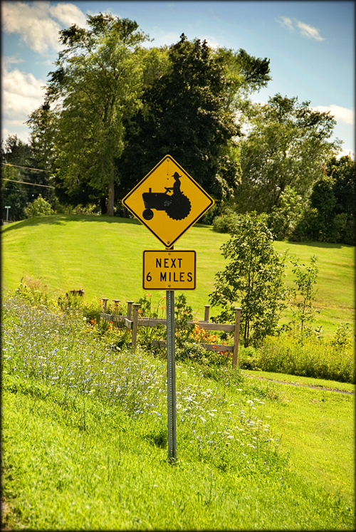 tractor-sign