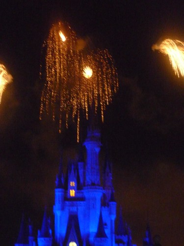 disney magic kingdom orlando castle night fireworks. disney magic kingdom castle night fireworks