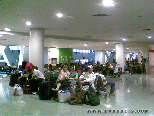 stranded passengers at NAIA Terminal 3