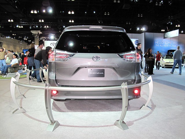 cars conventioncenter concepts downtownlosangeles debuts 2009laautoshow 2011toyotasienna