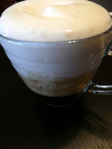 cappuccino con latte freddo