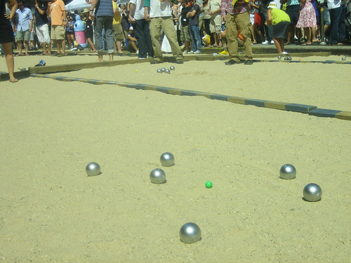 petanque in the sand